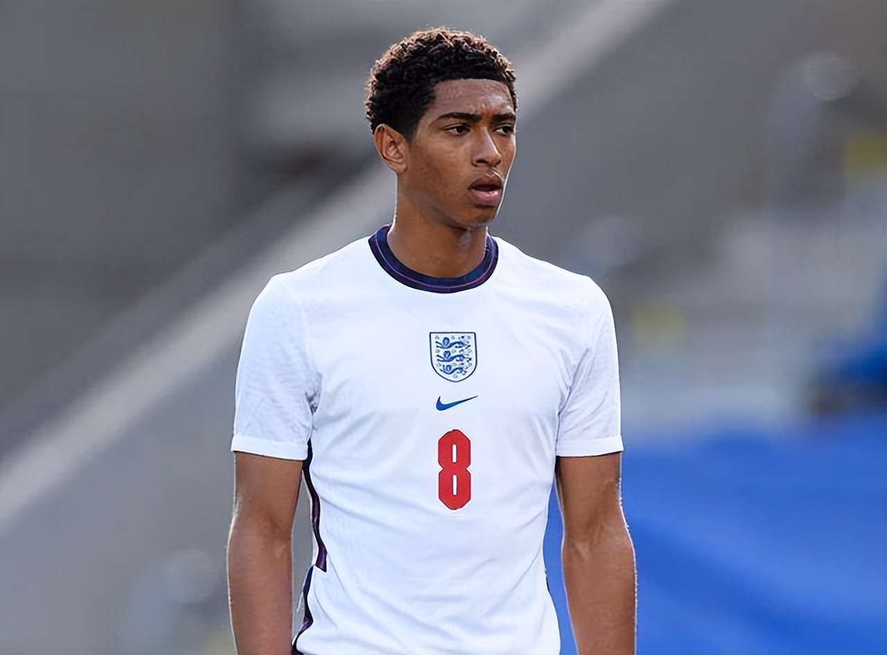 2025／26赛季英超：祸不单行！曼联后防线告急（英超2025／26赛季：曼联后防危机雪上加霜）