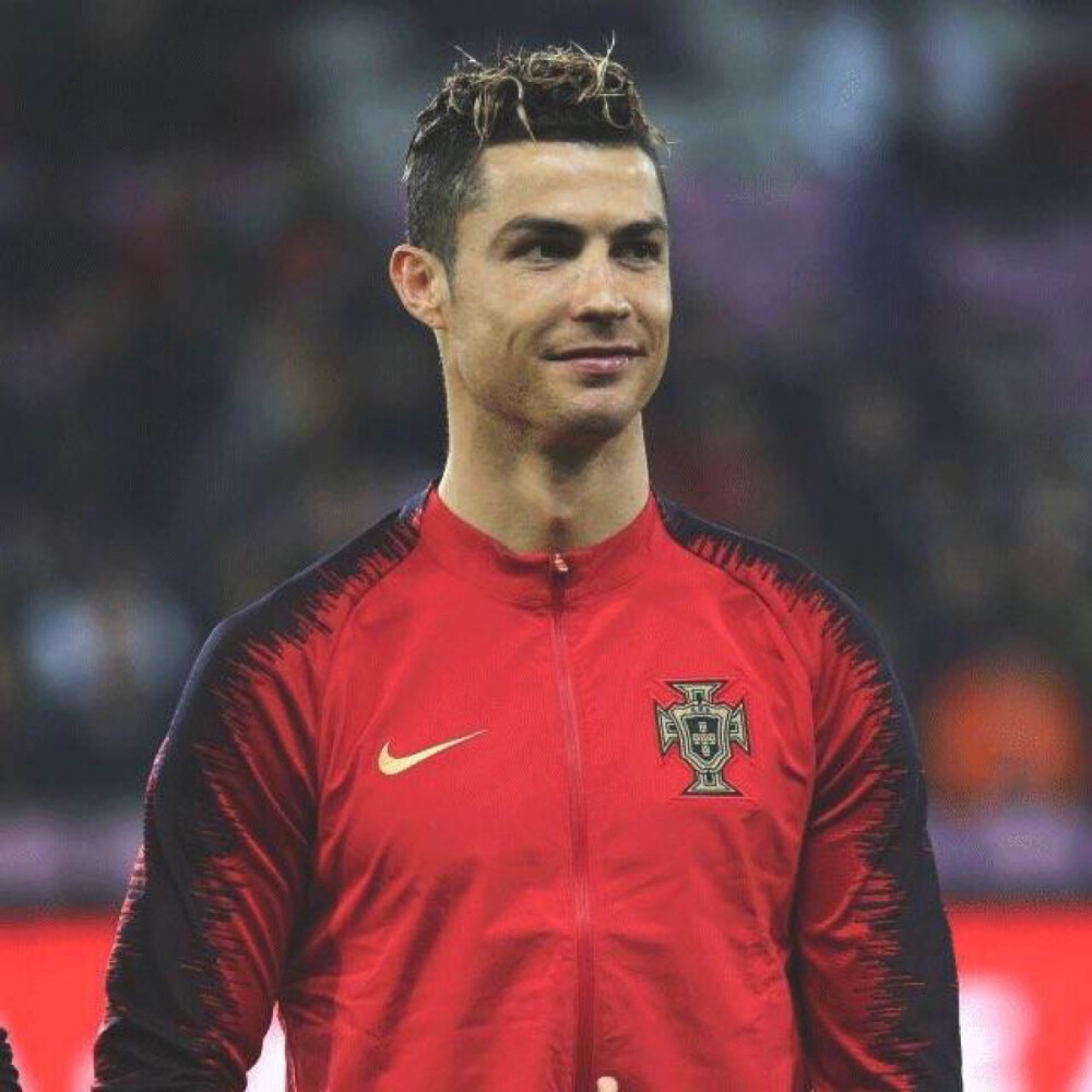 欧冠战报：里奥斯传射巴雷罗破门，本菲卡2-0完胜那不勒斯（欧冠：里奥斯一传一射巴雷罗建功，本菲卡2-0力克那不勒斯）