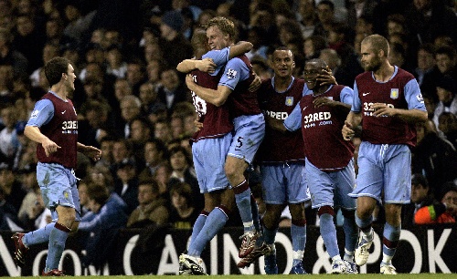 蓝黑门柱再塑？国米考量门将未来布局，解析维卡里奥方案（国米谋划门将线新布局：维卡里奥方案全解析）