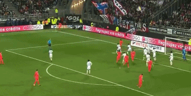 剑南春丨多特3-3斯图加特，昂达夫补时绝平+戴帽，埃姆雷-詹点射