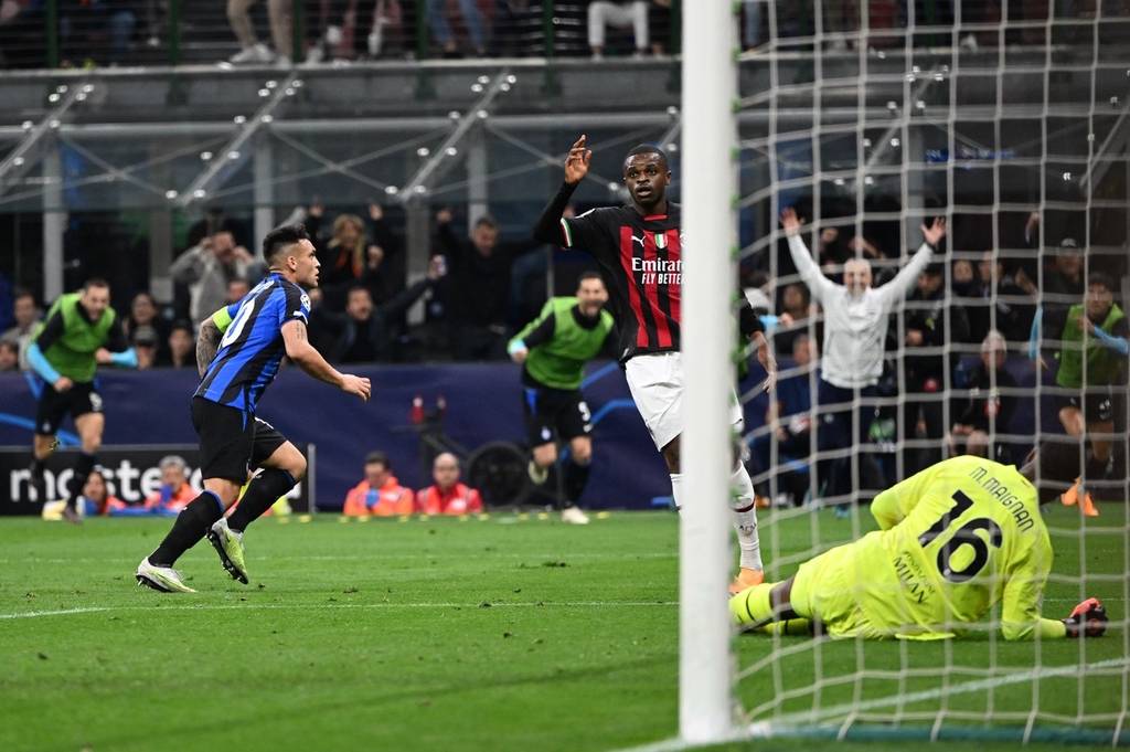 吉尼亚克墨西哥豪宅曝光，十年424场221球（墨西哥豪宅内景曝光：吉尼亚克十载424战攻入221球）