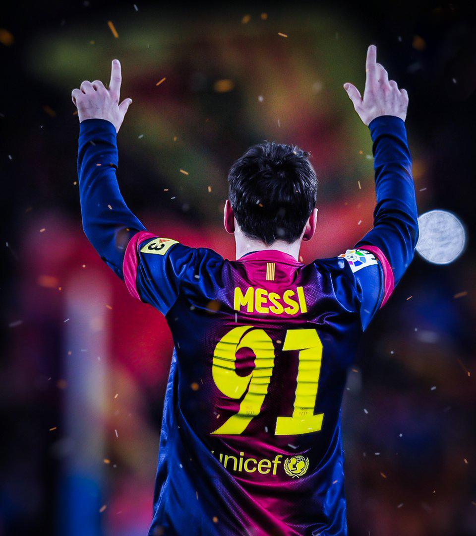 中超赛场争议判罚：VAR判罚引发热议,（中超赛场再起风波：VAR裁定引发热议）