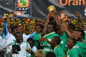 半场战报：皇马2-0毕包，姆巴佩一条龙建功+助攻卡马文加破门（半场战报：皇马2-0毕尔巴鄂，姆巴佩长途奔袭破门并助攻卡马文加）