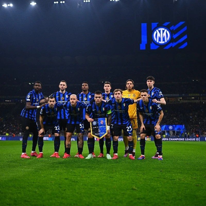 纳瓦罗预感哈兰德会复制姆巴佩的历程，“小蜘蛛”要加强核心力量（纳瓦罗：哈兰德或将走上姆巴佩相似之路，“小蜘蛛”需提升核心力量）