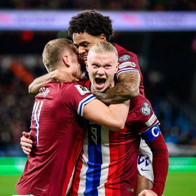 巴萨梅西进球破纪录欧冠历史时刻（梅西一球改写纪录，巴萨欧冠定格历史瞬间）