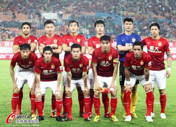 世体：对阵法鹰巴萨共有502人转卖门票，包括11名季票持有者（世体：巴萨战法鹰，502名球迷转售门票，其中11人为季票持有者）