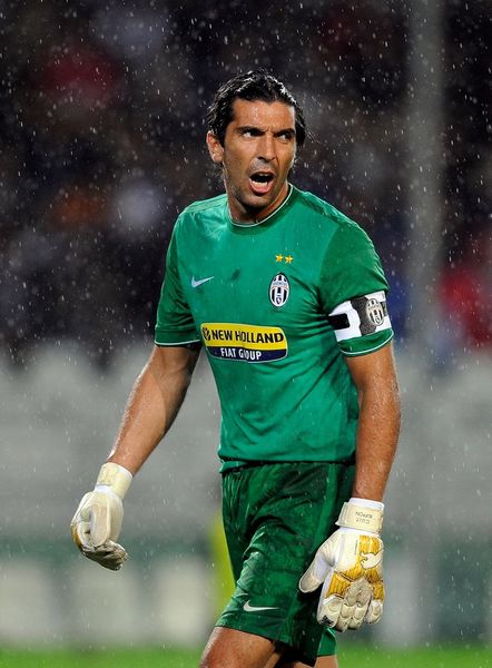 五大联赛榜首再次易主