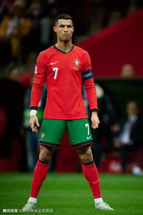 梅西：我向瓜迪奥拉学习到了很多，他改变了整个英超的踢法（梅西：我从瓜迪奥拉身上获益良多，他革新了英超的踢法）