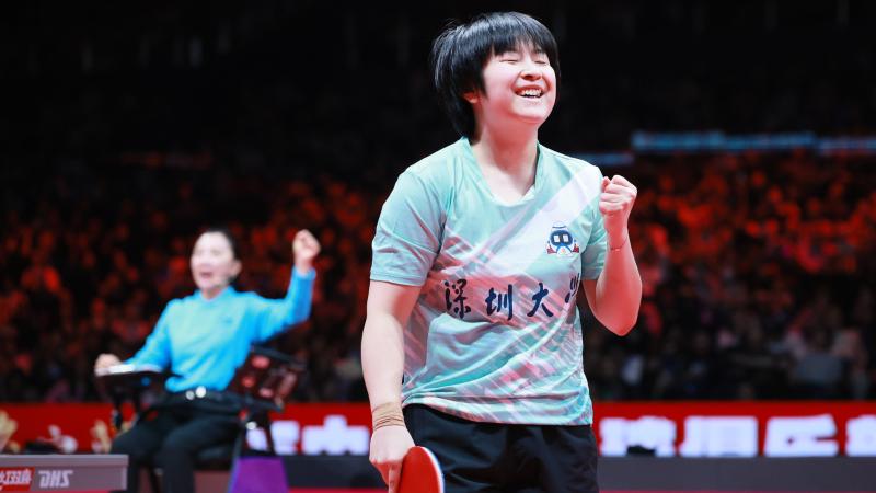 布莱顿发布三笘薰手持二战时日本侵略者照片的图片，如今已删除道歉但限制评论（布莱顿曾发三笘薰手持二战日本侵略者照片，现已删帖致歉并限制评论）