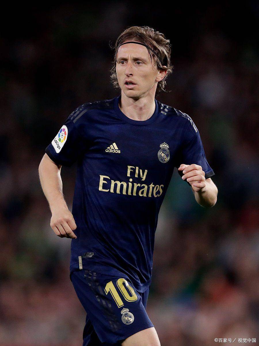 TA分析英格兰目前阵容：球队中轴线十分豪华，但替补深度不足（TA评点英格兰阵容：中轴豪华，替补深度欠佳）